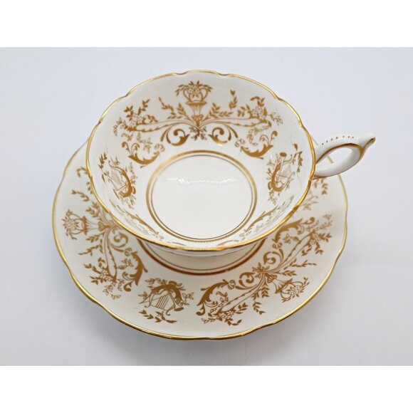 Vintage Coalport Teacup and Saucer Golden Gold Gilt Lire Instrument Design Tea - Picture 4 of 7